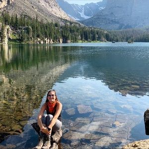 Meet your Posher, Kendra